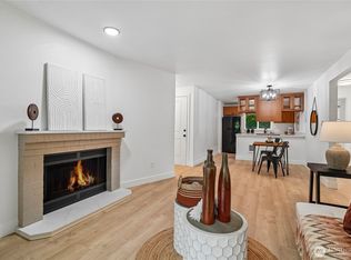 Timber Ridge Condo Homes Condo, Woodinville, WA 98072