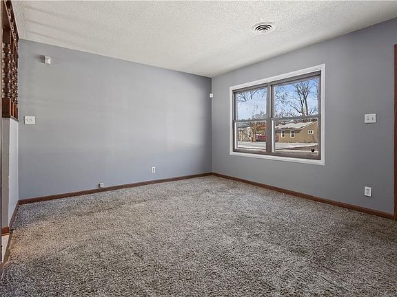 5th image of 1114 N Indian Ln