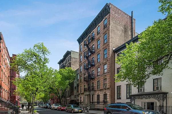 Rented by Corcoran | media 29