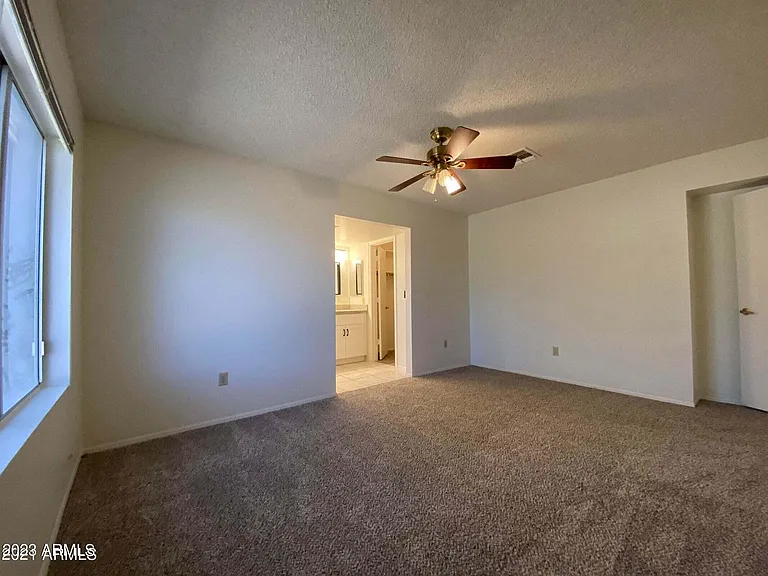 1913 N Bullmoose Dr — Photo 11