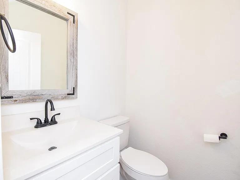 6828 Liverpool St — Photo 7