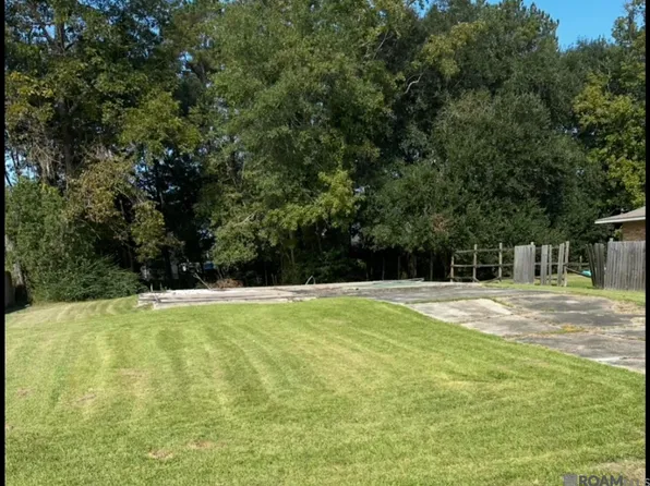 13841 Blairstown Dr, Baker, LA 70714