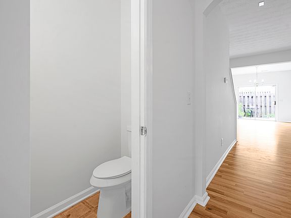 3rd image of 2482 Birkhall Way
