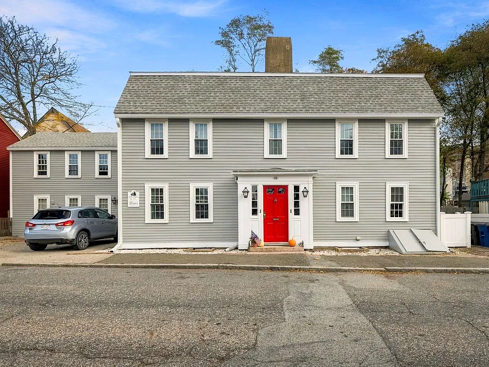 20 Pine St #3
