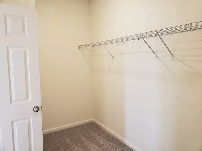 89 Signet Cir — Photo 21