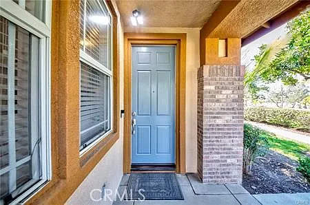 1339 Hewitt Ct — Photo 3