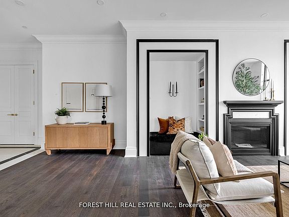5th image of 200 Russell Hill Rd #303