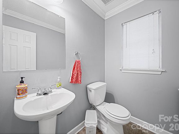 4th image of 1309 Winding Branch Ct