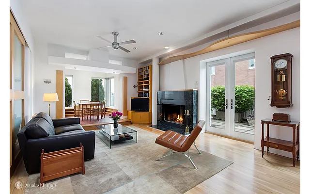 Sold by Douglas Elliman | media 22