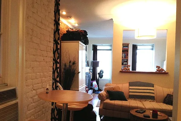 Rented by Corcoran | media 33