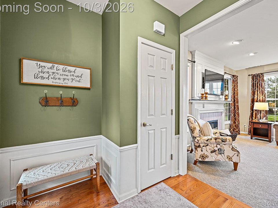 16342 Brookwood Ct, photo 8
