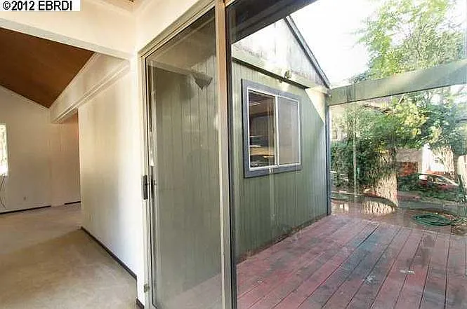 7435 Circle Hill Dr — Photo 5