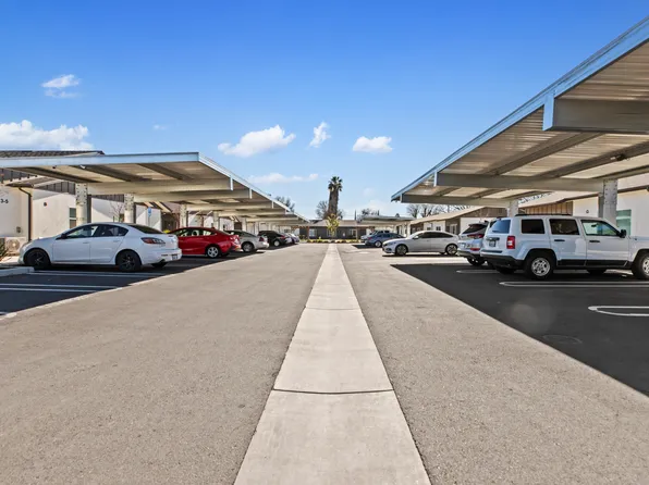 Magnolia garden, 2600 W Rumble Rd #6d52c2039, Modesto, CA 95350