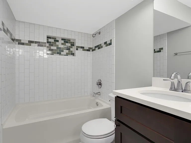 4749 France Ave S #3 — Photo 16
