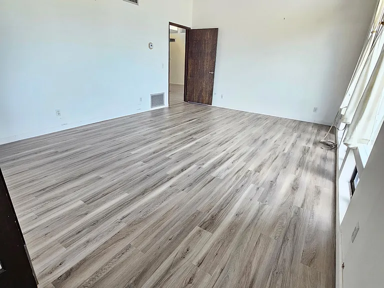 Lakeview Dr — Photo 19