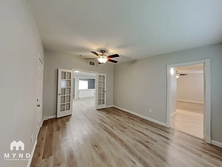 1908 Allen Ave — Photo 13