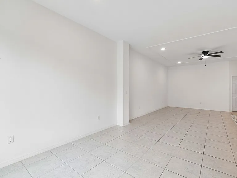 34214 Rogallo Ln — Photo 5