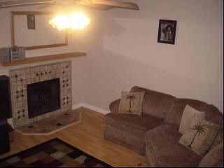Living room with Fireplace