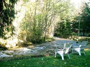 418 Creekside Ln, Hope, ID 83836