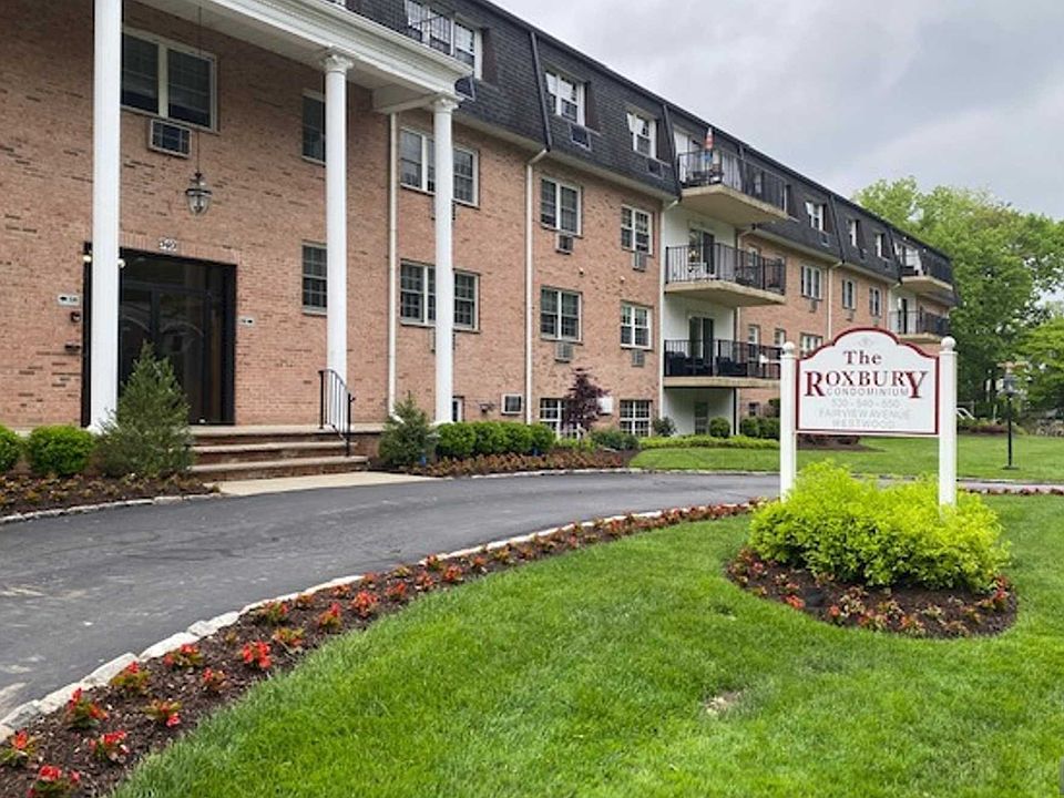 1st image of 550 Fairview Ave APT 216