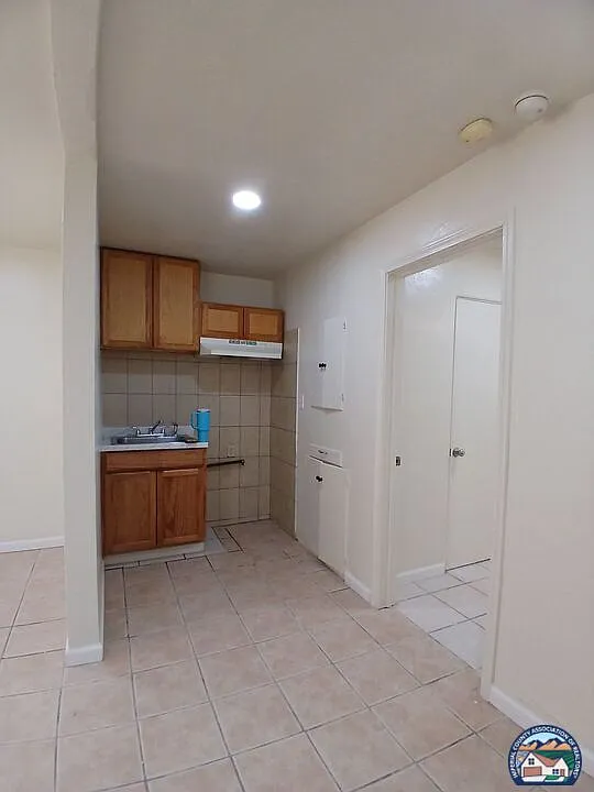 1 bed, 1.0 bath, 600 sqft, $750 — Photo 3