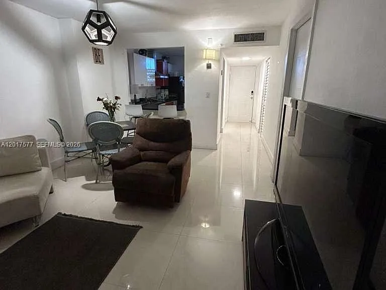 2903 N Miami Beach Blvd #906 — Photo 17