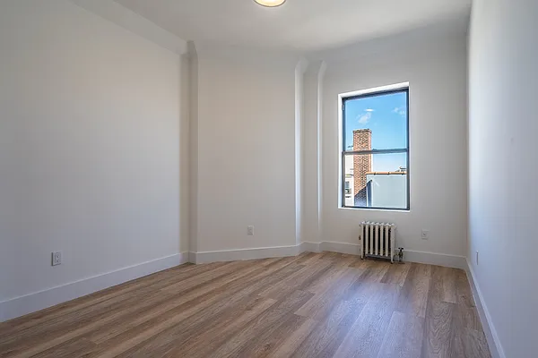 Rented by Metropolitan Equities | media 5