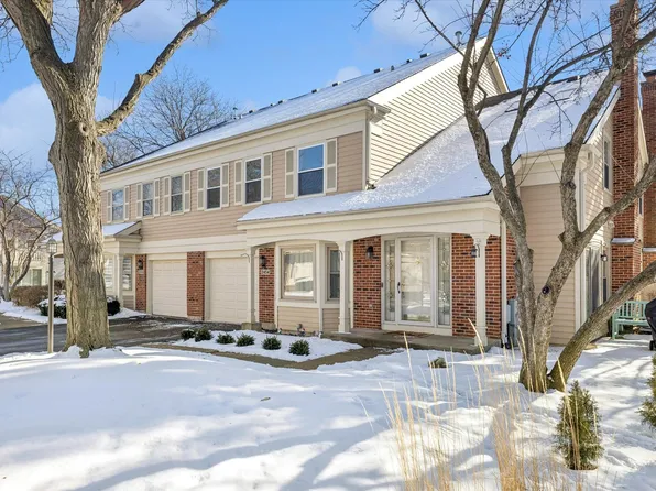 2454 Hunter Dr, Arlington Heights, IL 60004
