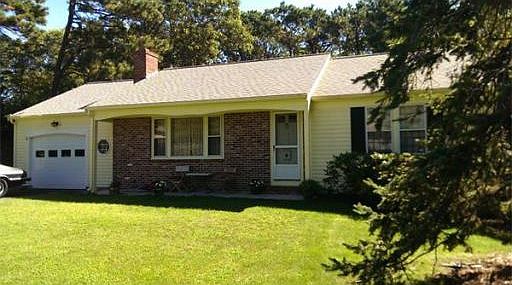 1st image of 34 Hastings Ave