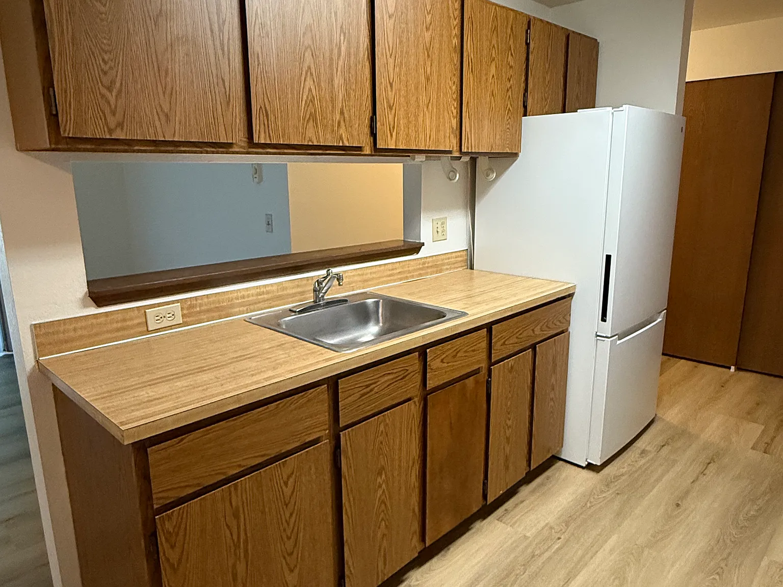 2 bed, 800 sqft, $1,700 — Photo 3