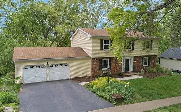 2nd image of 12886 Whitehorse Ln