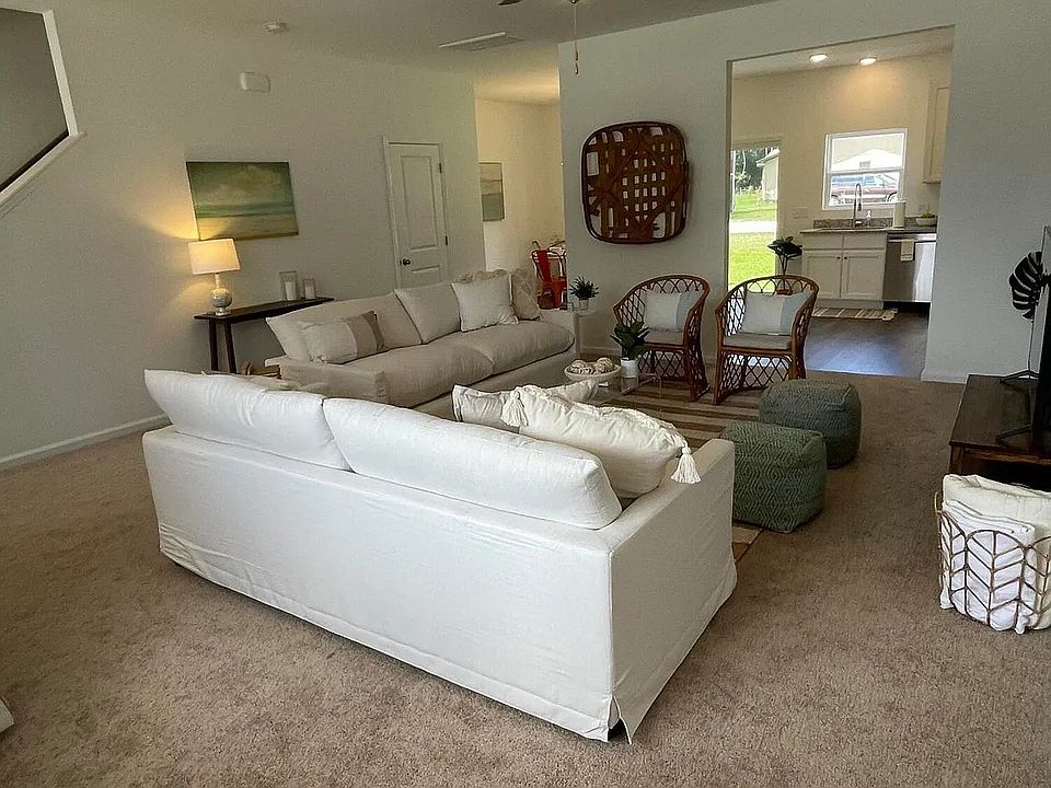 1st image of 188 Spencer Cir