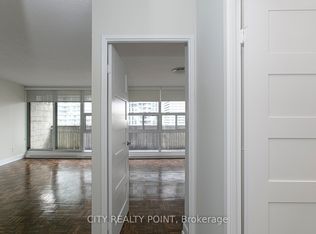 33 Isabella St #1207, Toronto, ON M4Y 2P7