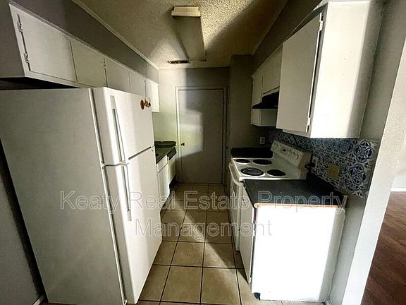 5th image of 108 Meudon St APT D