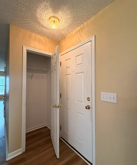 25 Willow Hurst Ct — Photo 3
