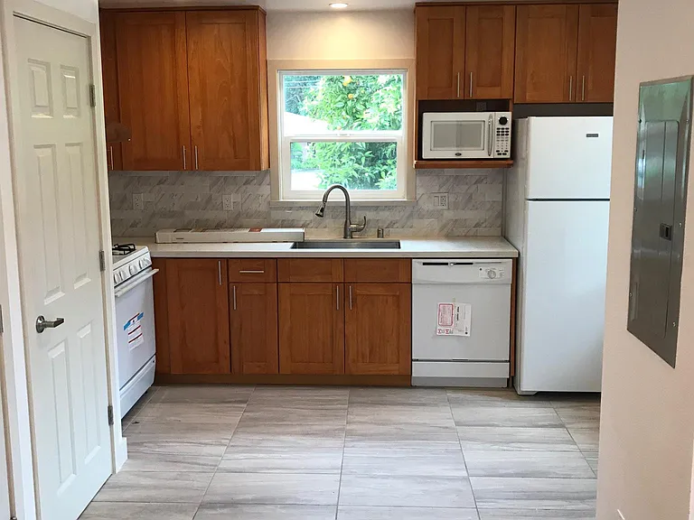 1360 Oakland Blvd #A — Photo 9