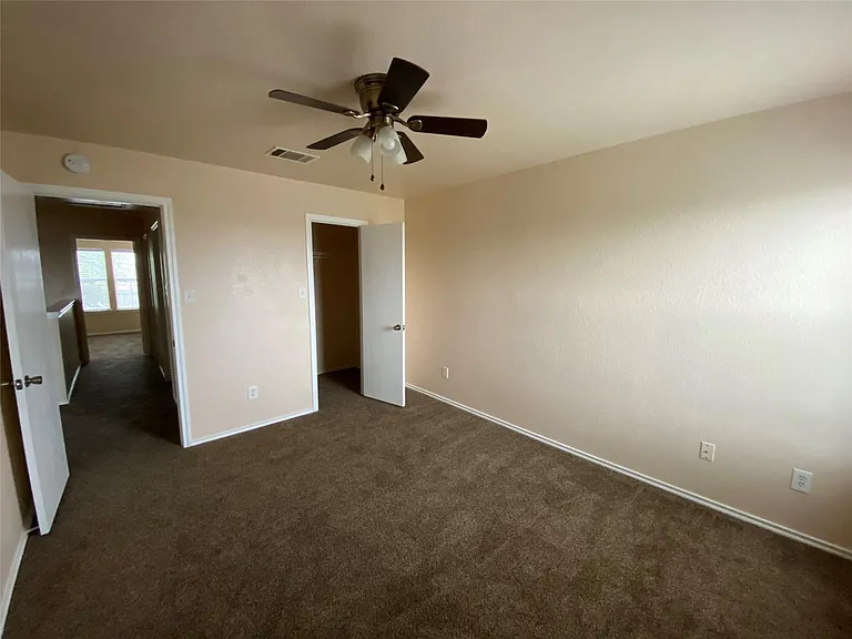12840 Saint Mary Dr — Photo 16