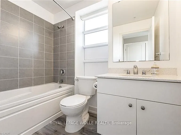 255 Northfield Dr E #302 — Photo 25