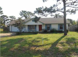 1920 Iris Ln, Navarre, FL 32566