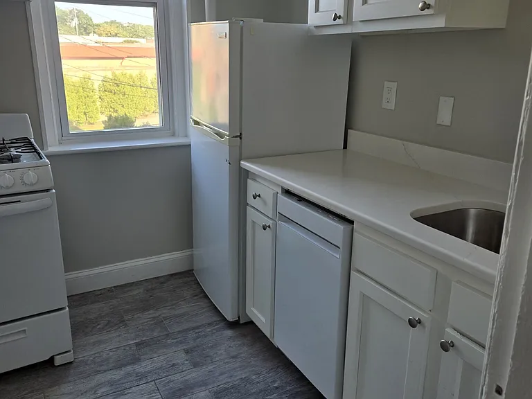1197 Commonwealth Ave #11 — Photo 17