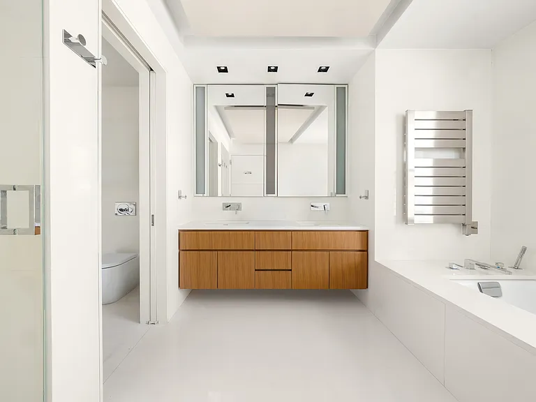 610 Park Ave #12EF — Photo 8
