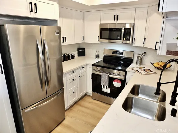 278 N Wilshire Ave APT B21, Anaheim, CA 92801