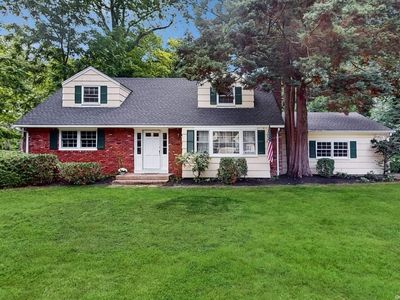 33 William Penn Drive, Stony Brook, NY, 11790