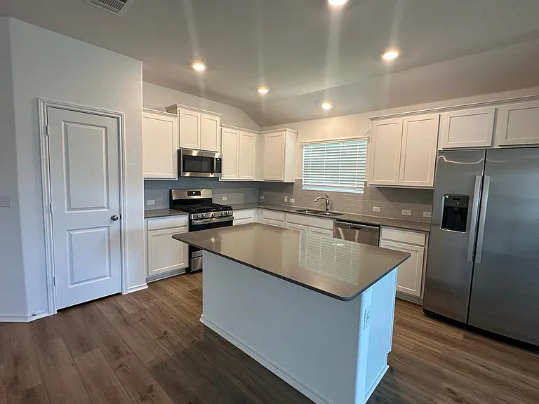 183 Otter Rd — Photo 16