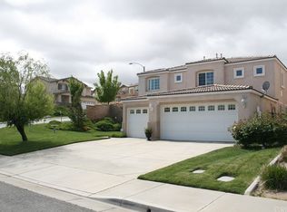 2620 Chicory Ln, Palmdale, CA 93551