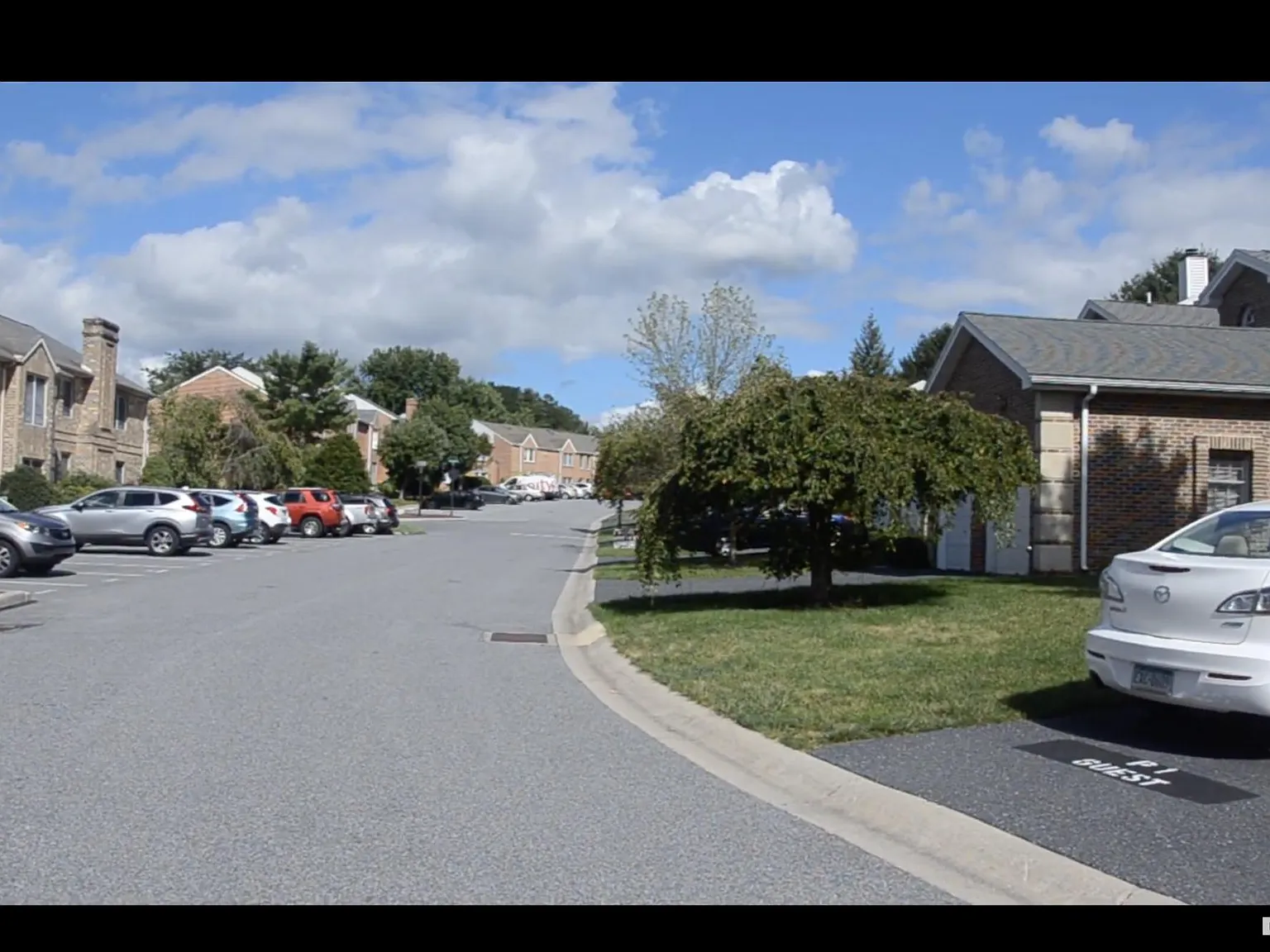 2 bed, 2.5 bath, 1456 sqft, $1,845 — Photo 3