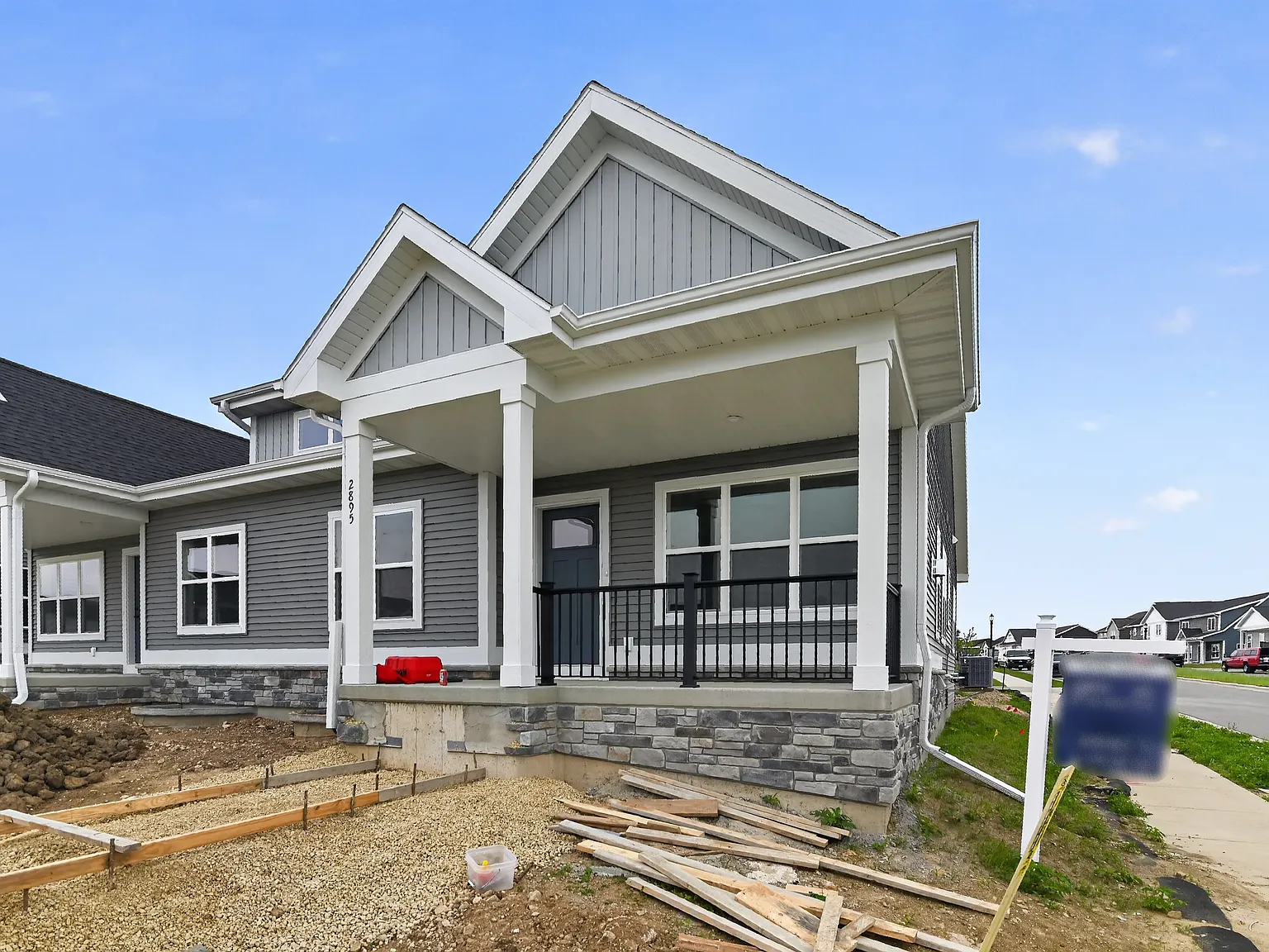 3 bed, 2172 sqft, $3,200 — Photo 1