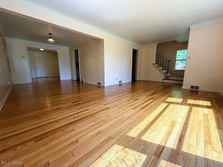 2267 Edgerton Rd — Photo 4