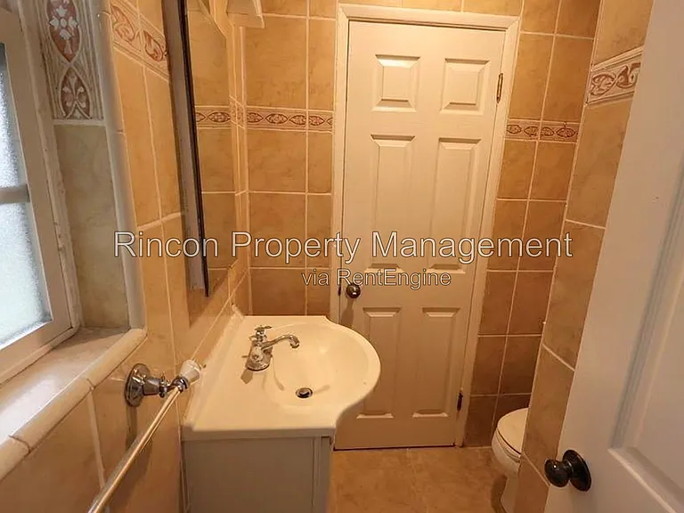 3570 S B St — Photo 15