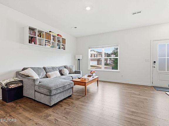 5th image of 5105 Scouts Meadow Ln